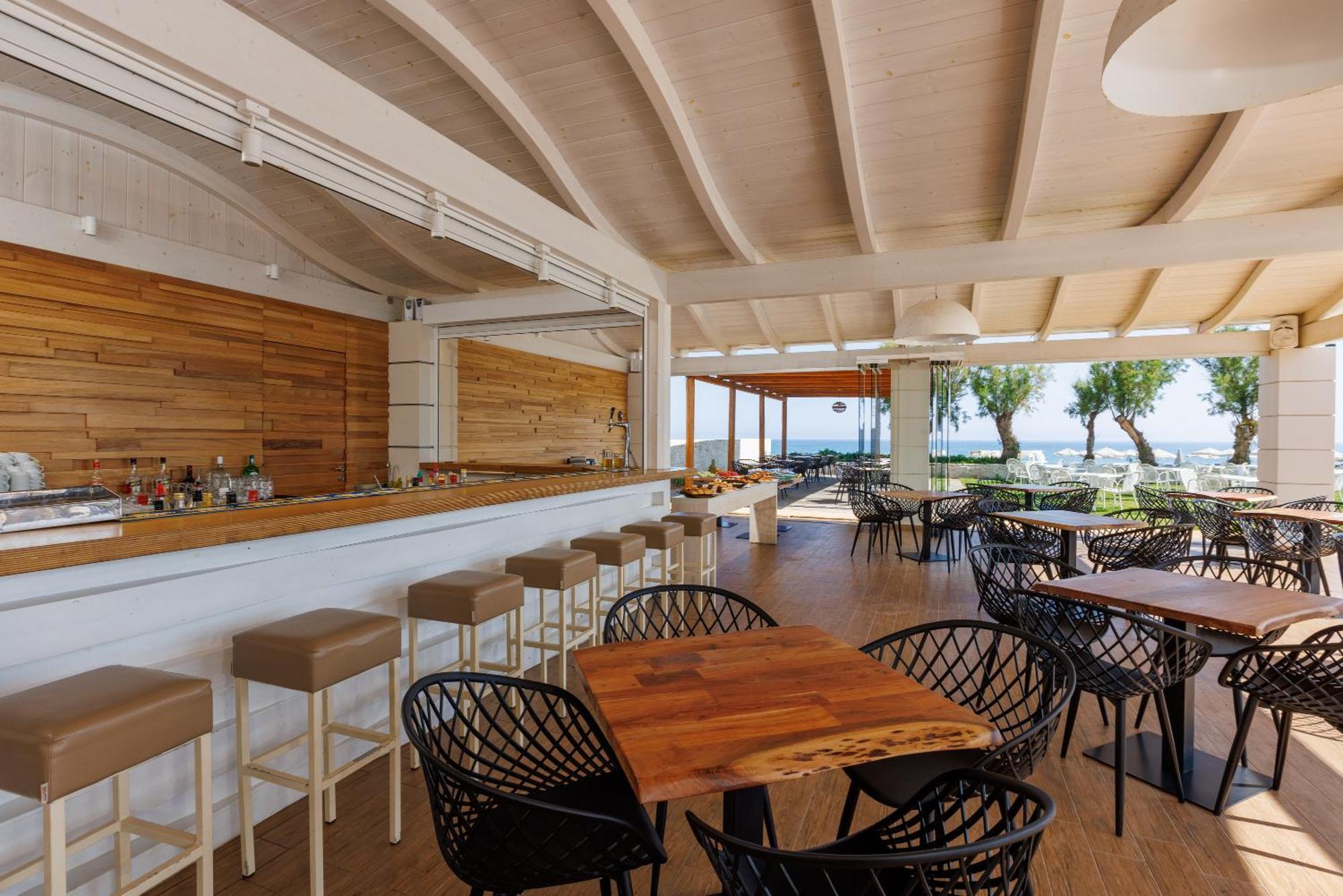 Malia Bay Beach Hotel & Bungalows المظهر الخارجي الصورة
