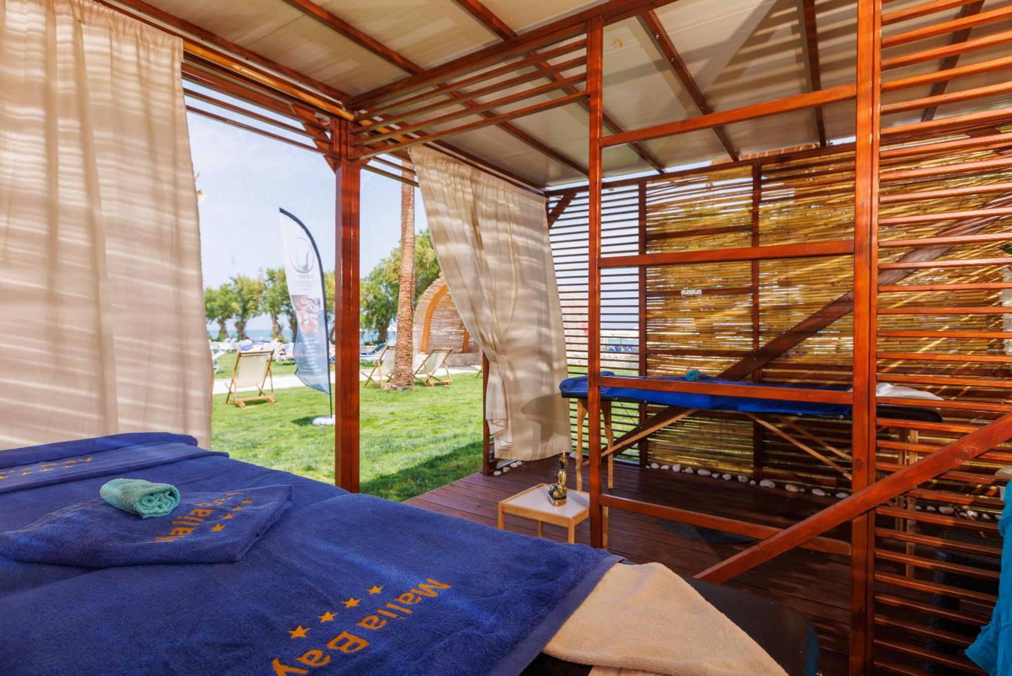 Malia Bay Beach Hotel & Bungalows المظهر الخارجي الصورة