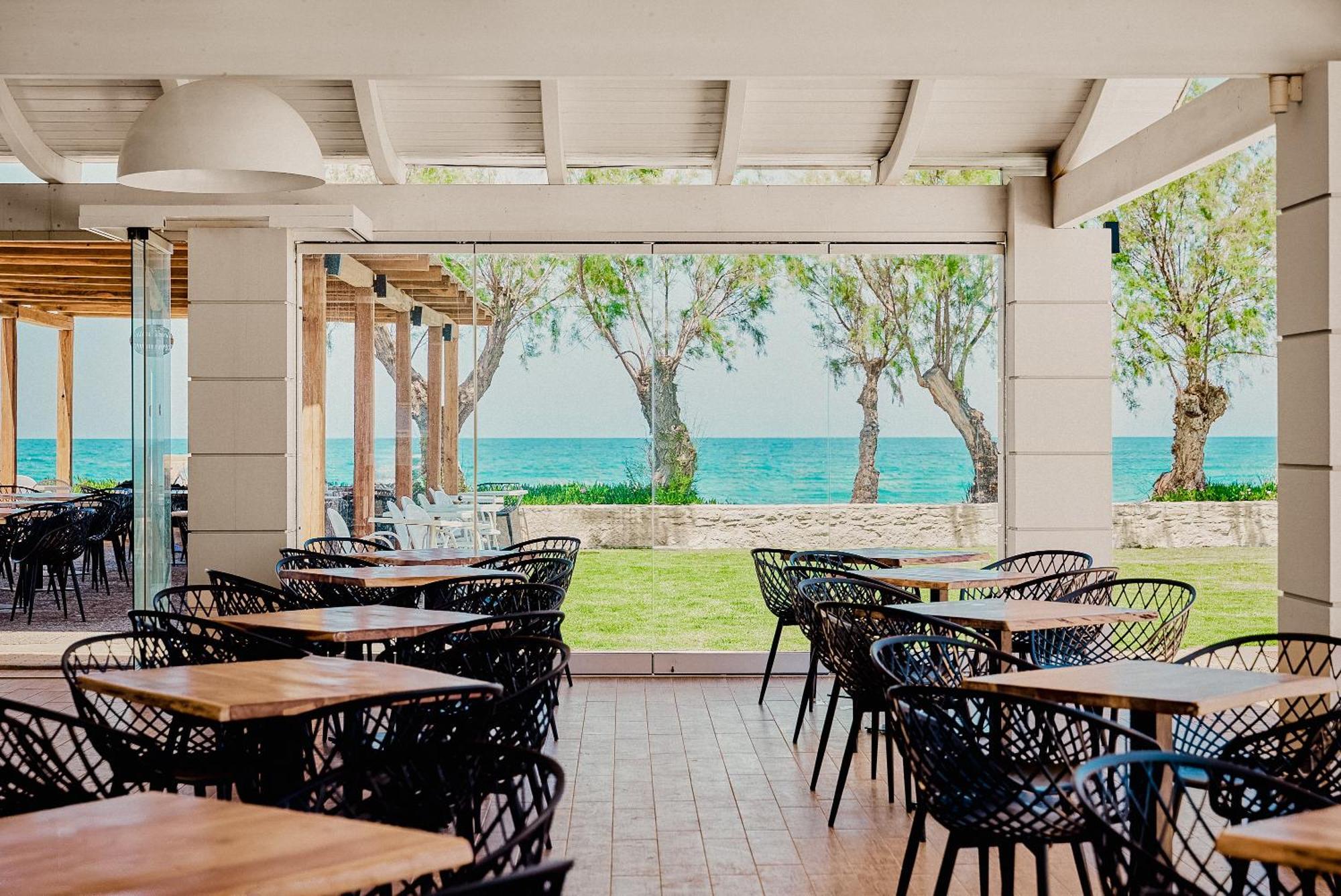 Malia Bay Beach Hotel & Bungalows المظهر الخارجي الصورة