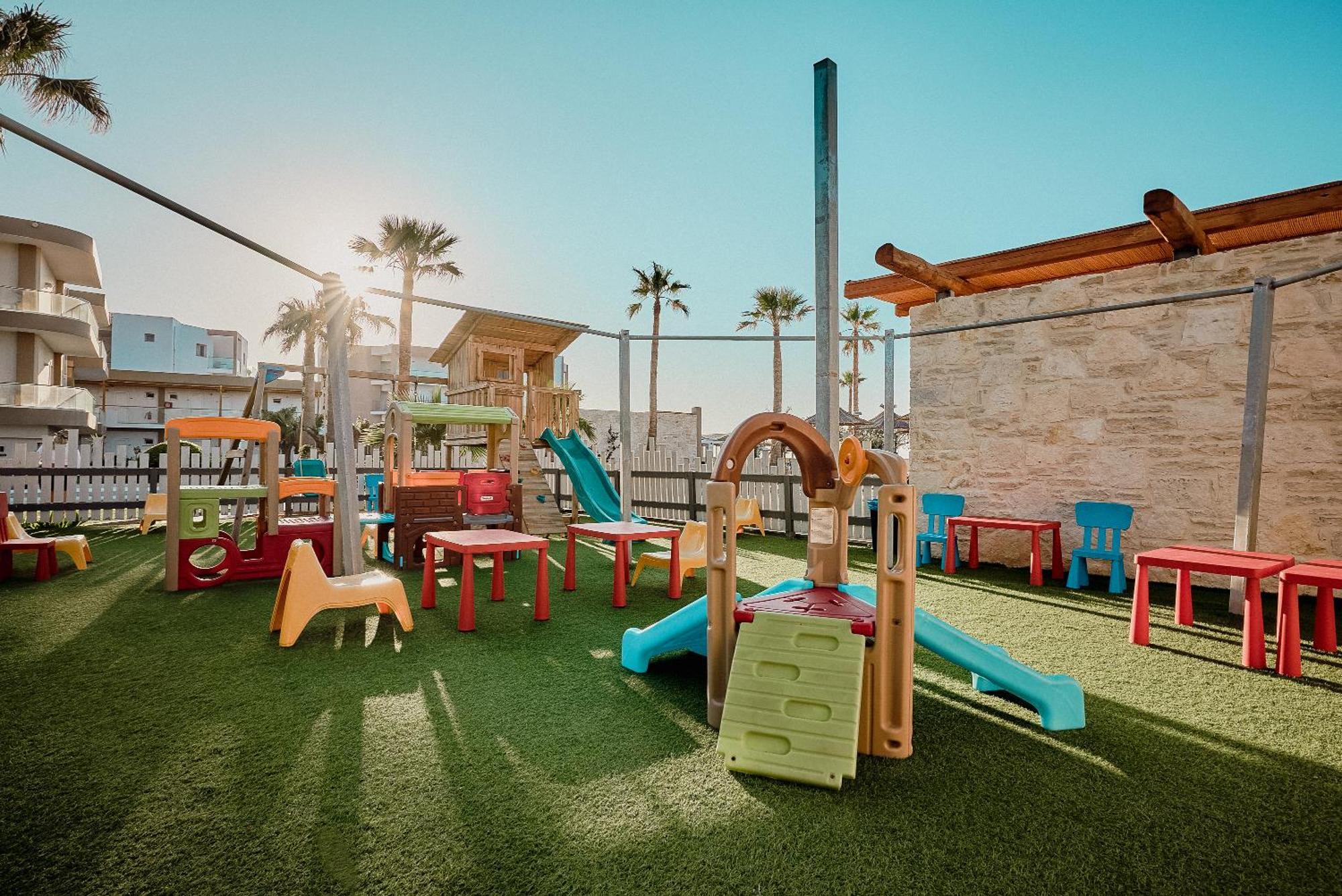 Malia Bay Beach Hotel & Bungalows المظهر الخارجي الصورة